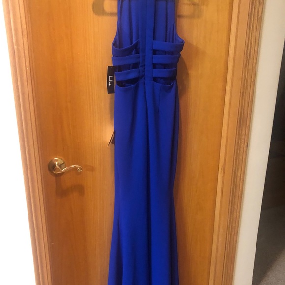 Lulus - Picture 3 of 3